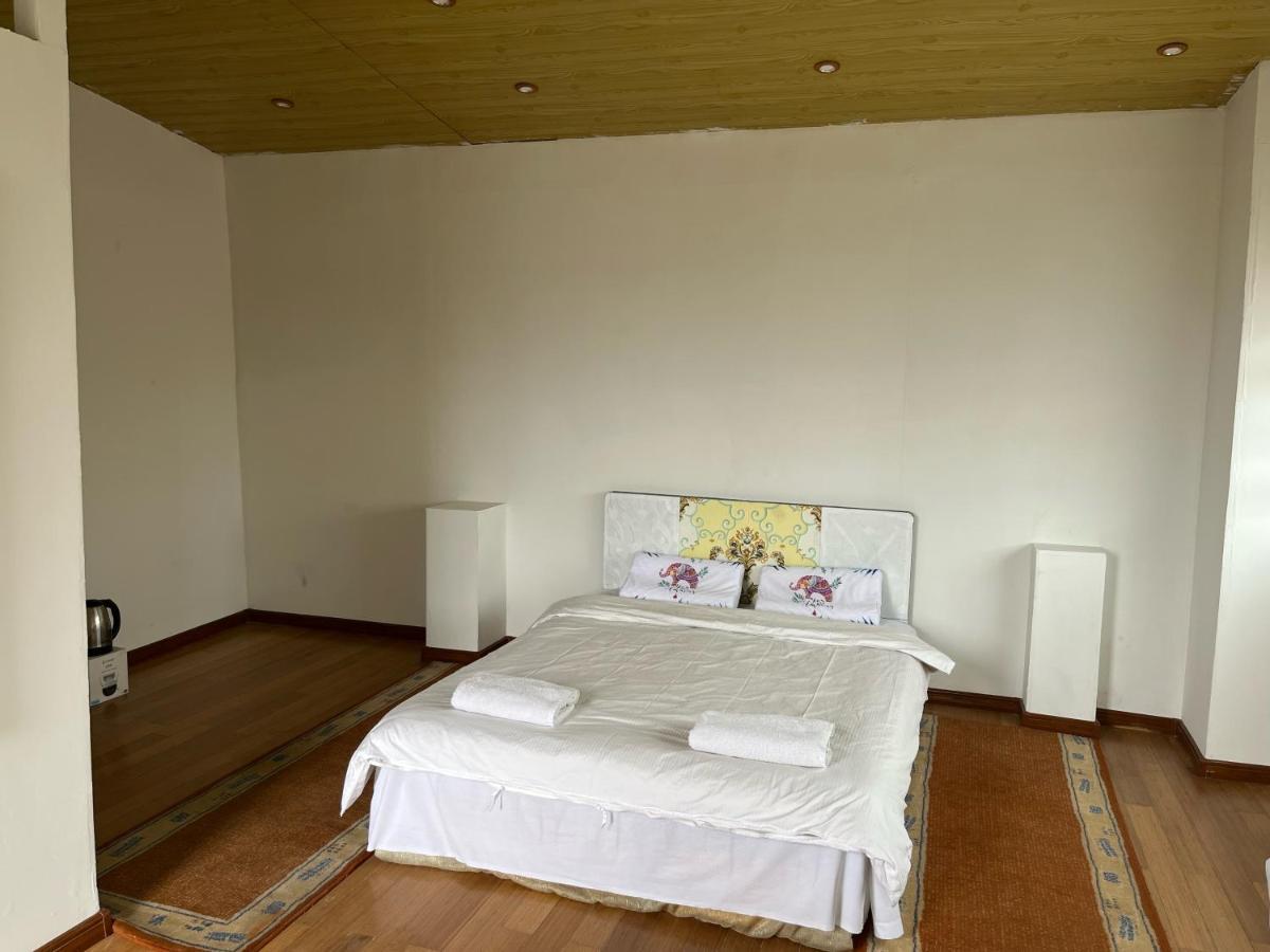 Gana's Guest House&Tours Oulan-Bator Extérieur photo