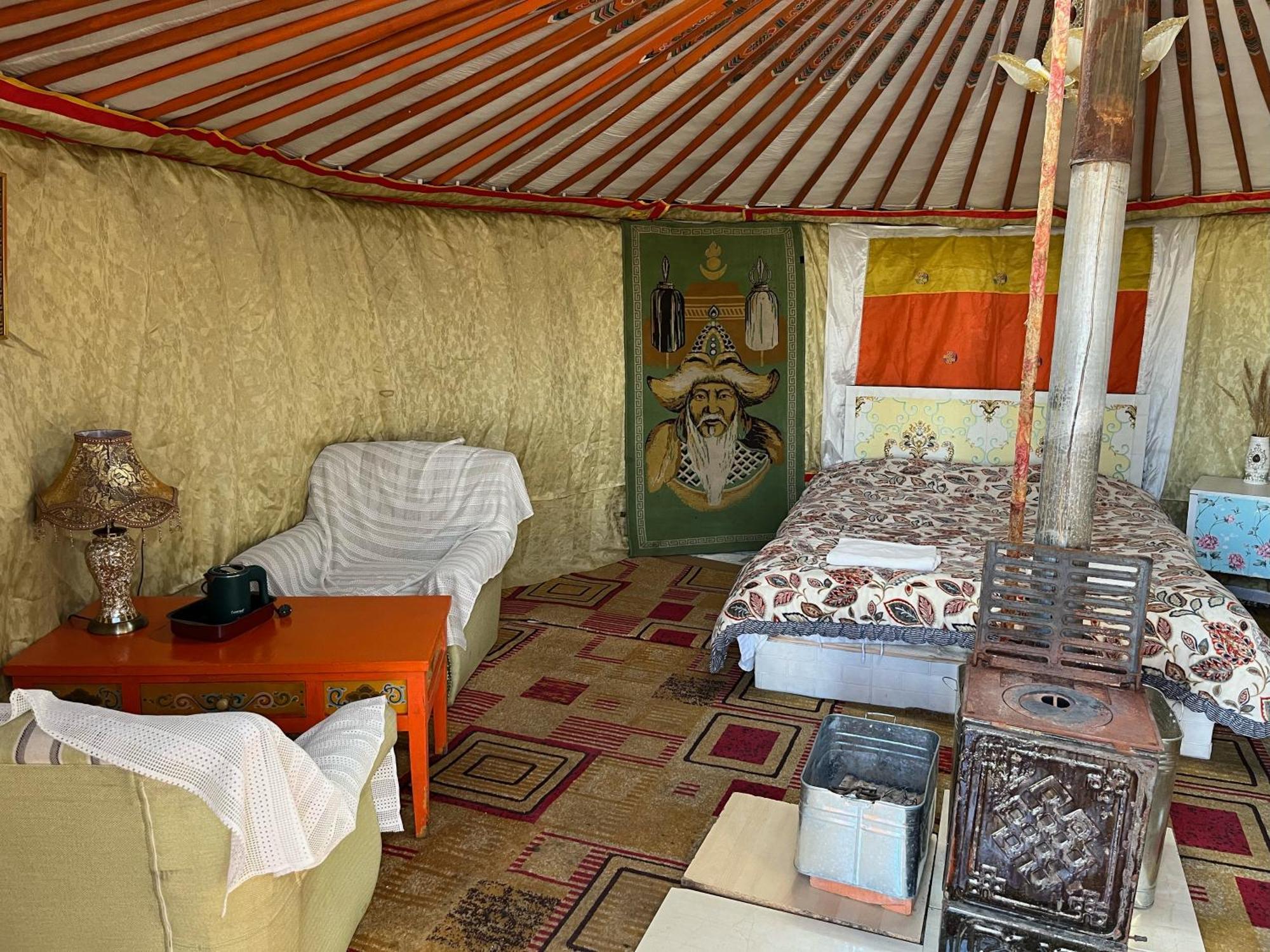 Gana's Guest House&Tours Oulan-Bator Extérieur photo